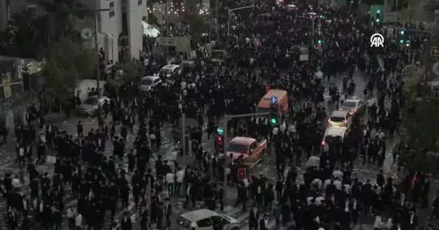 Ultra Ortodoks Yahudiler sokağa çıktı