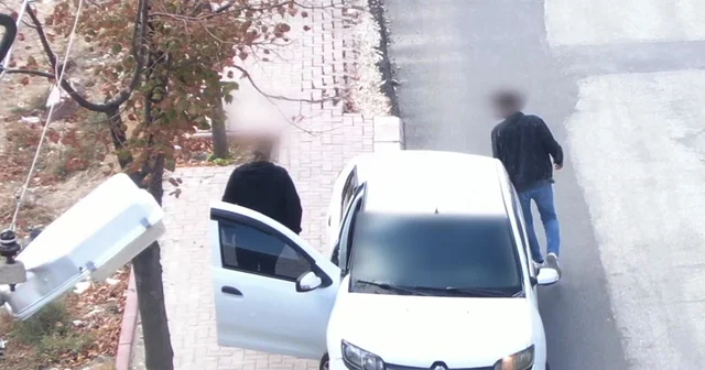 Polisi görünce, otomobilin yolcu koltuğuna geçen sürücüye 19 bin TL ceza Konya Haberleri