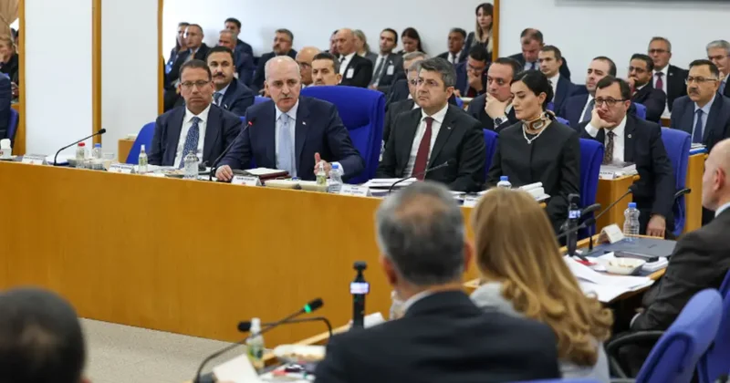 Numan Kurtulmuş salonu terk etti! TBMM deki bütçe görüşmelerinde gerginlik