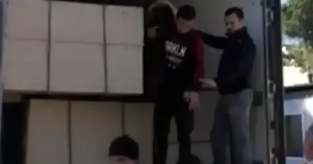 Sakarya’da 18 düzensiz göçmen yakalandı VİDEO İZLE