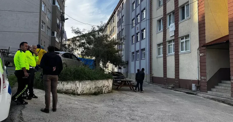 Bunalıma giren genç beşinci kattan atladı