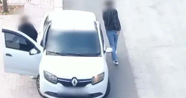 Konya da şoför değiştirdiği dronla tespit edilen ehliyetsiz sürücüye para cezası kesildi VİDEO İZLE