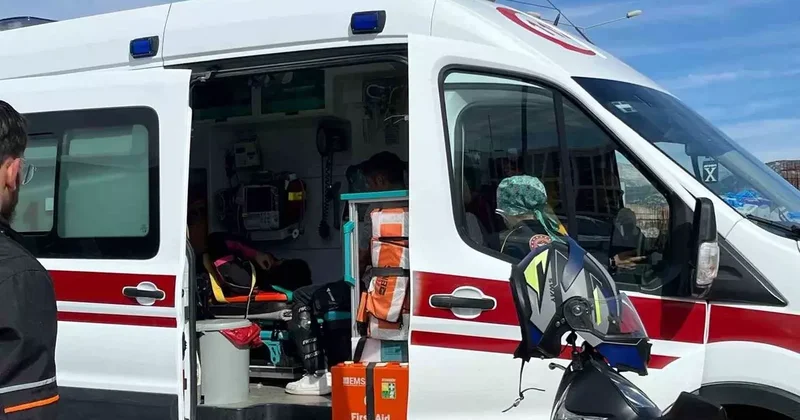 Menteşe’de motosikletliler çarpıştı