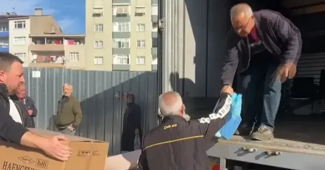 Gebze de çöken binanın çevresi mühürlendi: O binalarda yaşayanlar ekip gözetiminde evlerini boşalttı VİDEO İZLE