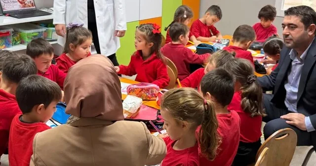 Kaptan Altay Altuğ Kızılay Anaokulunda Kızılay Haftası coşkusu Düzce Haber Habertürk Yerel Haberler