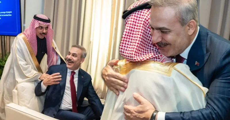 Suudi bakandan, Hakan Fidan a sürpriz! G20 toplantısına damga vuran anlar