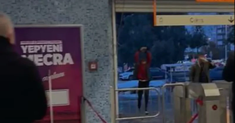 Adana’da metro istasyonu savaş alanına döndü: O anlar kamerada Sözcü Gazetesi