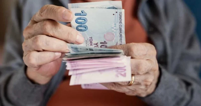 Emekliye zam haberi yılın son saatlerinde geldi