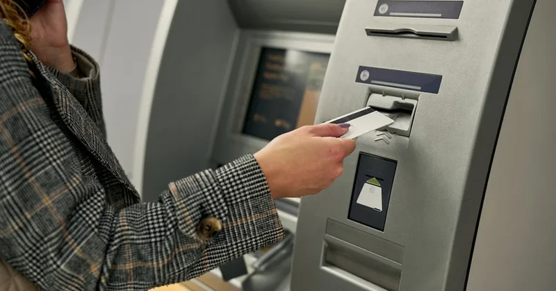 Bu saatlerden sonra ATM ye kartınızı sokmayın Sözcü Gazetesi