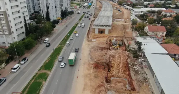 Antalya haberleri Yer: Antalya! Köprülü kavşak inşaatını durduran pideci hakkında karar 31 Aralık 2025