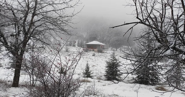 Manisa nın yüksek kesimlerinde kartpostallık kar manzaraları Manisa Haberleri