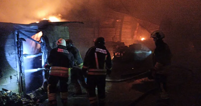 Depoda korkutan yangın: Alevler her yeri sardı