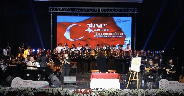 Genç yetenekler, sanatın gücüyle Eskişehir de buluştu Yücel Arzen ve genç yeteneklerden görkemli performans Eskişehir Haberleri
