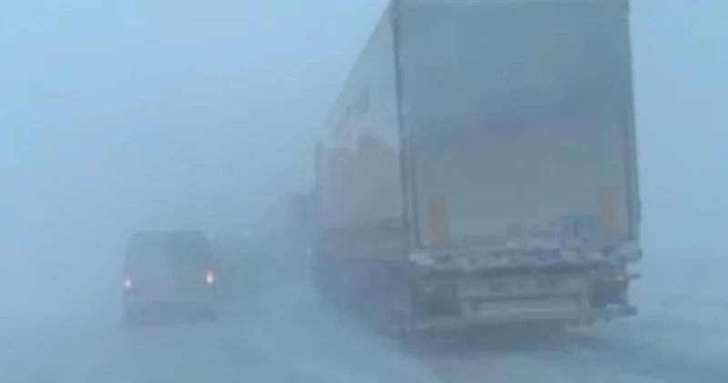 Erzincan’da bazı bölgelerde TIR geçişine izin verilmiyor Hayat Haberleri