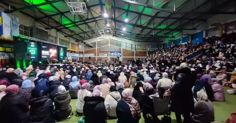 Bosna da yılbaşı öncesi geleneksel Kur an Gecesi düzenlendi