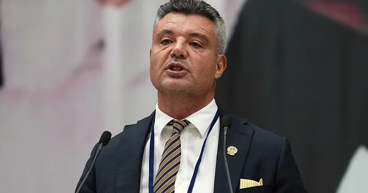 Canlı Fenerbahçe Başkanı Sadettin Saran açıklamalarda bulunuyor