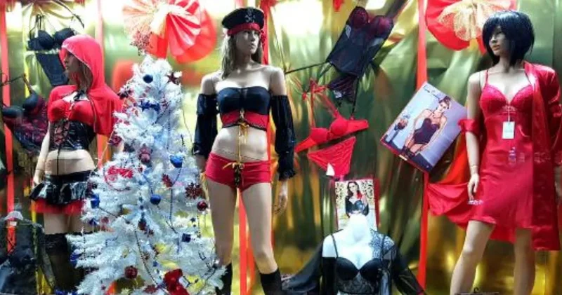 Kırmızı iç çamaşırı satışları patladı