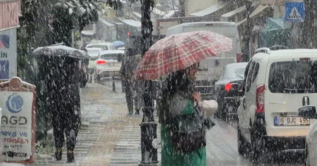 Yılın son kar yağışı 5 dakikada Bartın ı beyaza bürüdü Bartın Haberleri