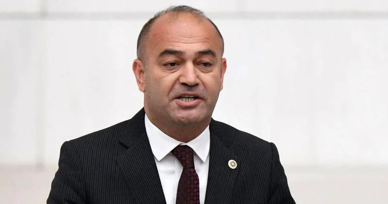 Özgür Karabat ın fotoğrafı IŞİD hücre evinden çıktı: Bir soruşturma bile açılmadı!