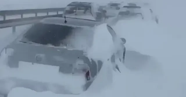Sivas Kayseri yolu kapalı mı? Sivas yolu kapalı mı? Sivas ta kapalı olan yollar VİDEO İZLE