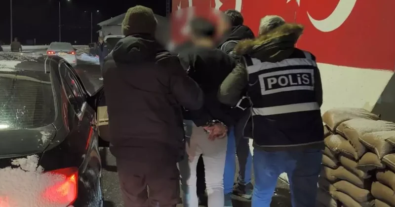 Iğdır’da kuyumcu soygununa karışan 3 zanlı adliyeye sevk edildi