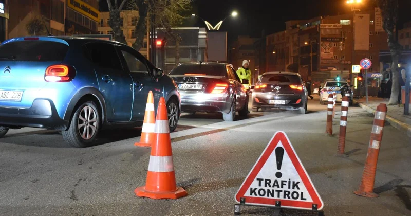 Emniyet Genel Müdürlüğü nden sürücülere yılbaşı uyarısı