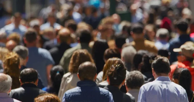 Dünyanın en kalabalık ülkesi değişti: Çin geride kaldı, Türkiye nin de sıralaması belli oldu Sözcü Gazetesi
