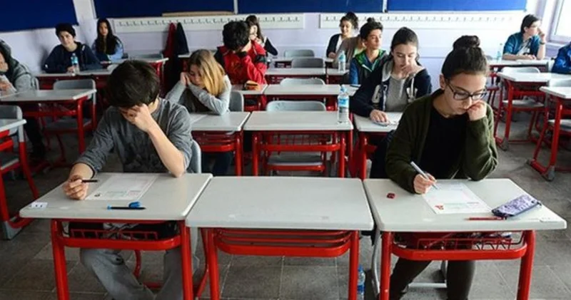 1 Ocak okullar tatil mi? 1 Ocak Perşembe günü okullarda ders olacak mı?