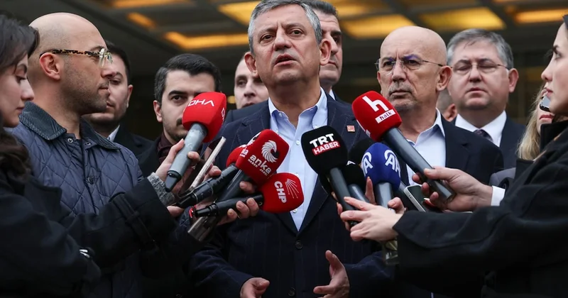 Özgür Özel sadece bir ismi aramadı! Sözcü Gazetesi