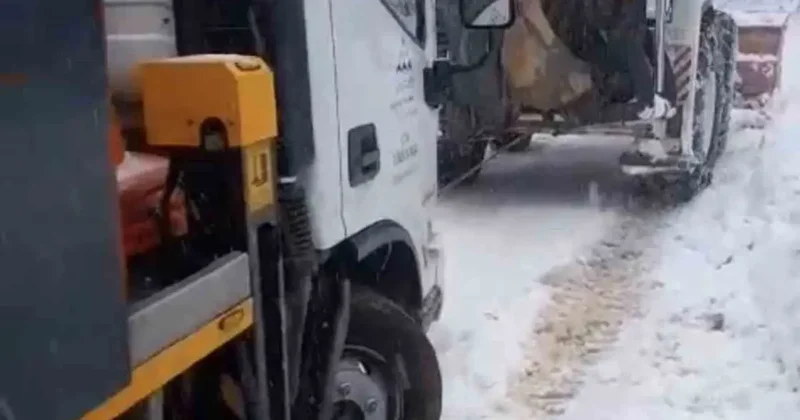 Elektrik arızası için gittikleri köyde mahsur kaldılar